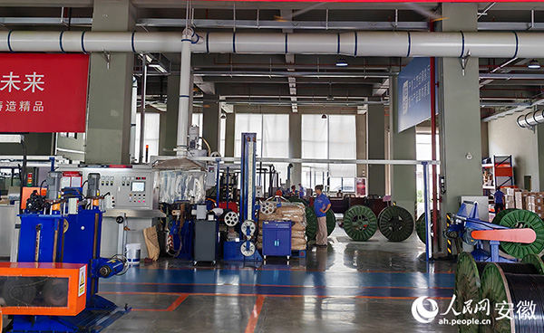 環(huán)瑞電熱工廠。 人民網(wǎng) 丁紀(jì)攝